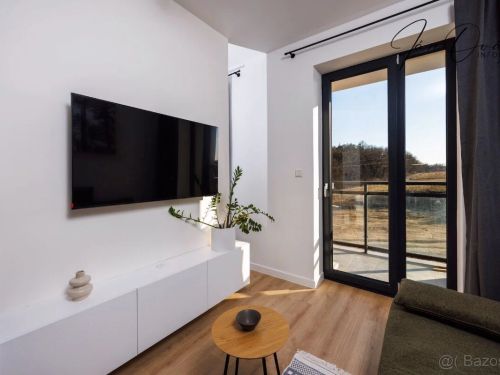 🏢 Moderný 1,5 izbový byt v Košiciach